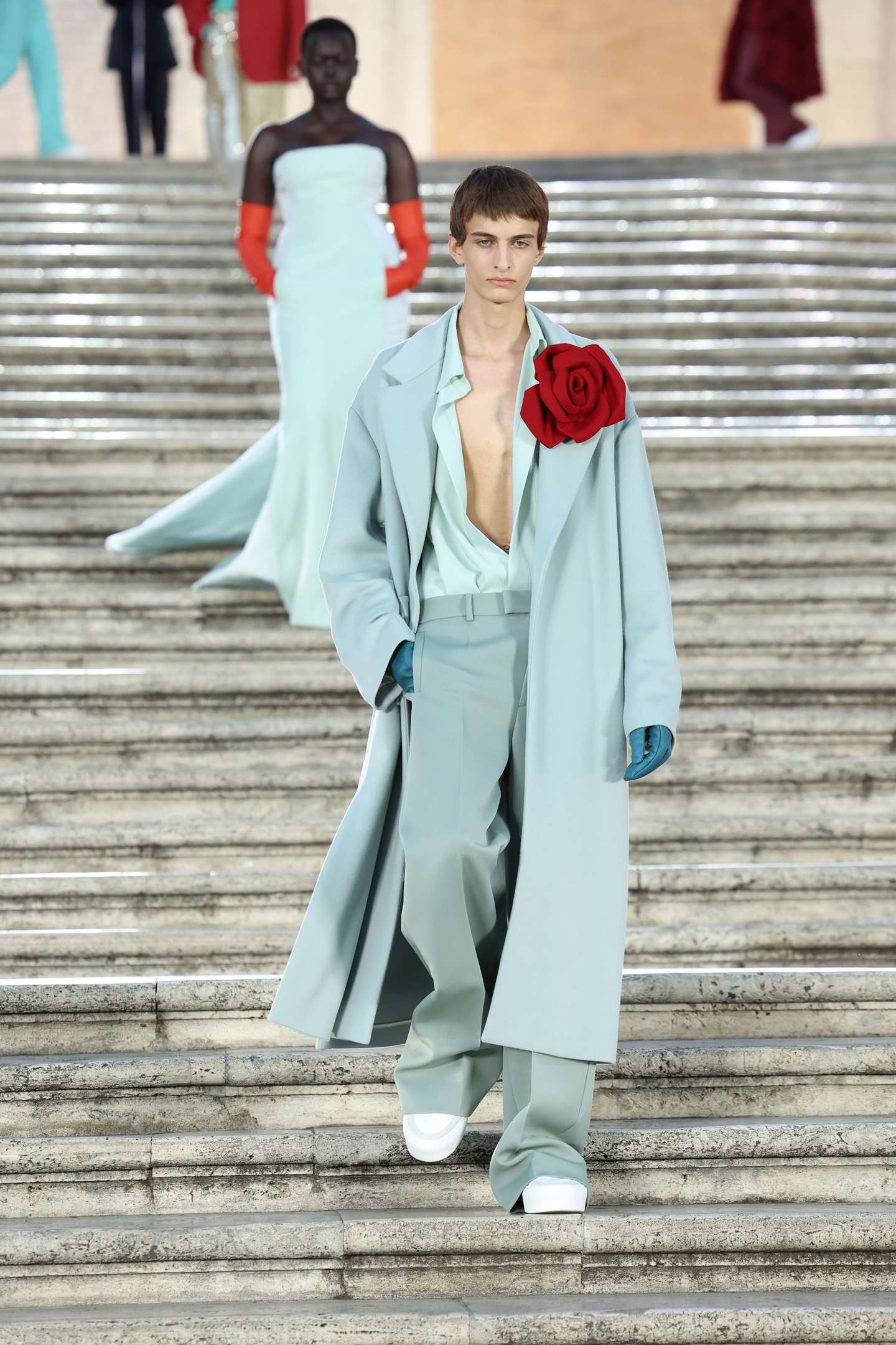 Valentino Haute Couture Fall/Winter 22/23 - Runway