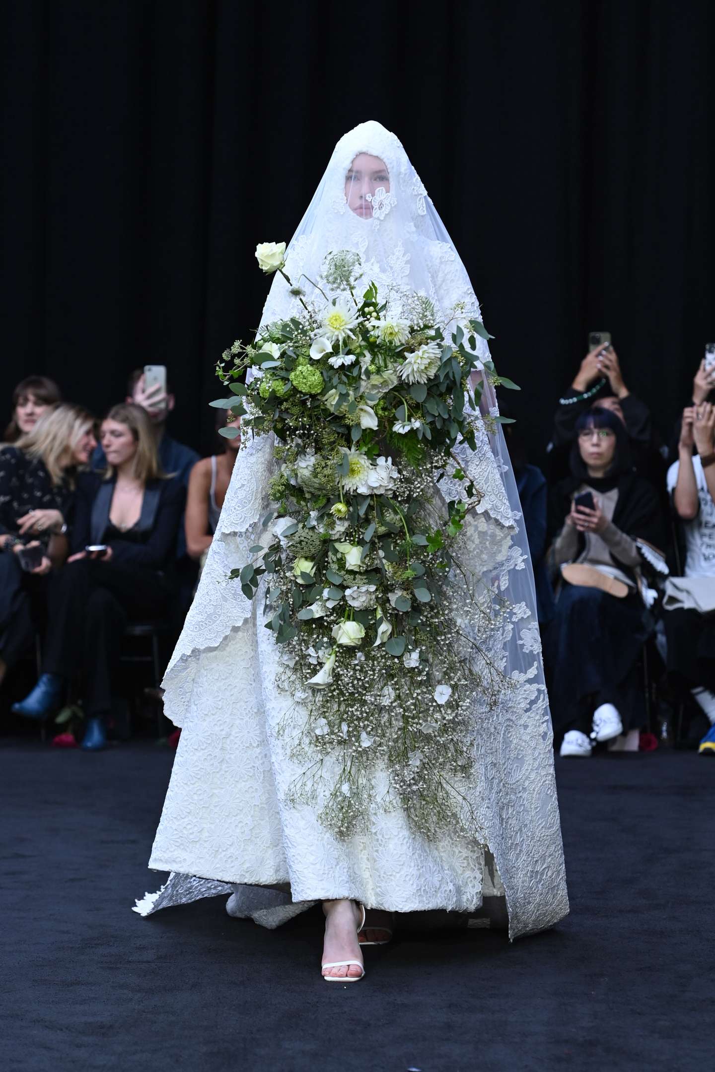 Richard Quinn - Runway - LFW September 2022