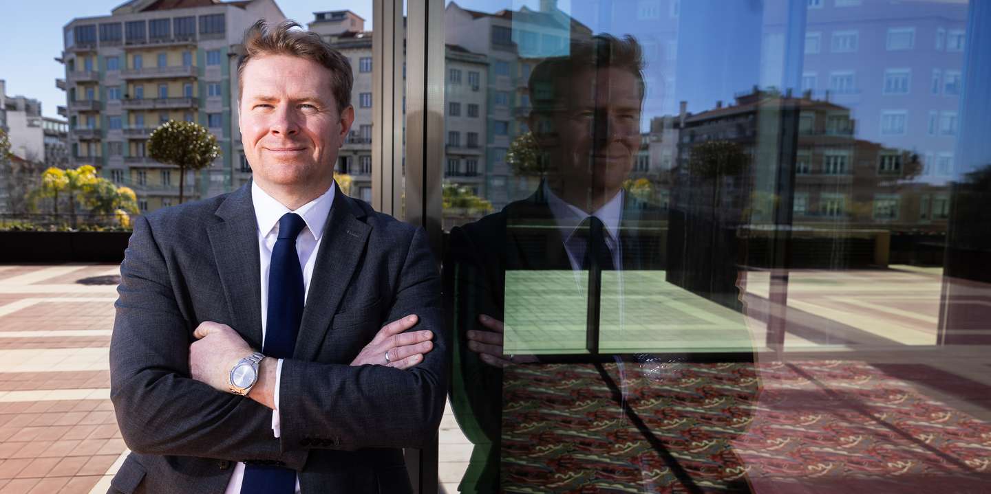 Matthew Michael está desde 2004 na Schroders, uma das maiores gestoras de fundos a nível mundial, com cerca de 850 mil milhões de euros sob gestão. FOTO: Diogo Ventura/OBSERVADOR