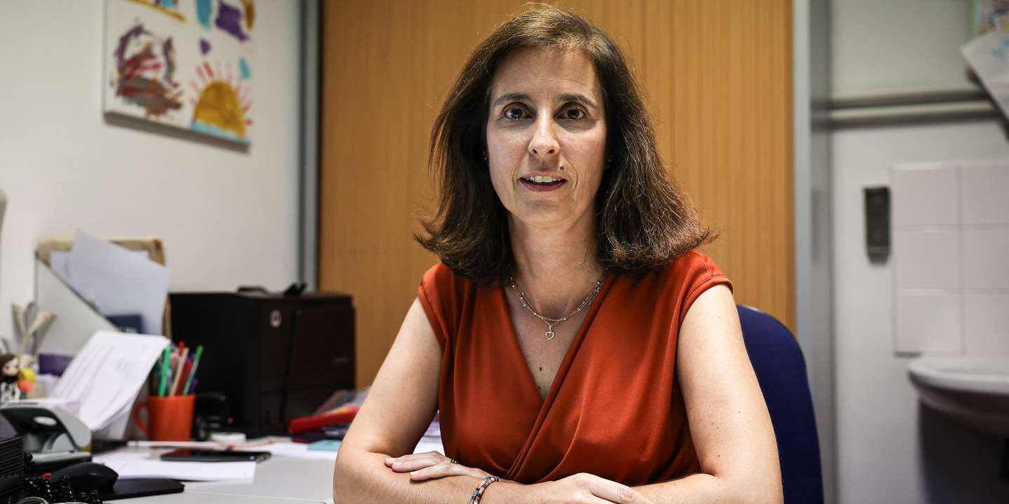 A neuropediatra Rita Lopes da Silva, que acompanha várias crianças que tiveram um AVC, fotografada no seu gabinete do Hospital Dona Estefânia