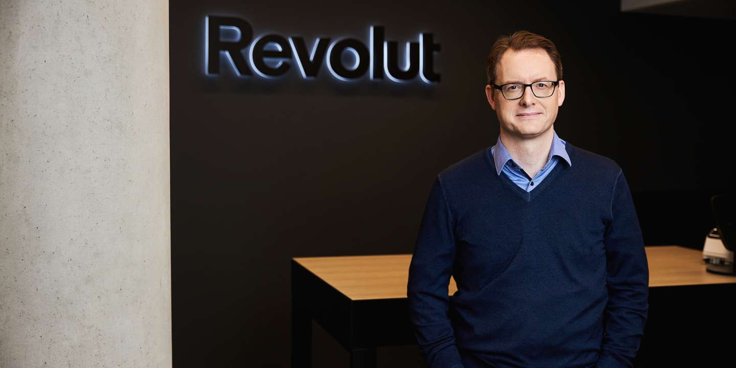 Joe Heneghan é presidente-executivo do Revolut Bank, que pertence à "fintech" fundada por Nik Storonsky em Londres.