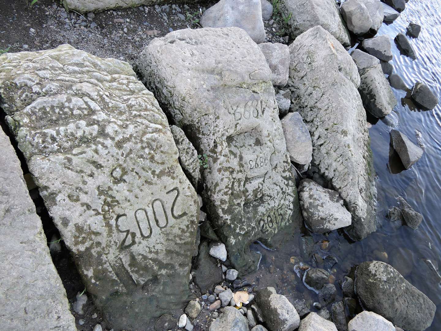 Pedras da Fome no rio Elba