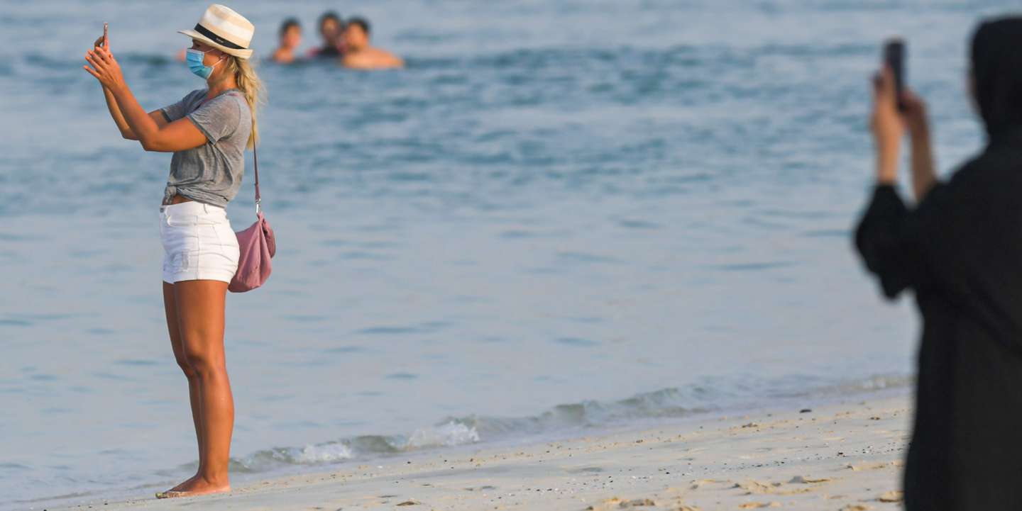 Os Emirados Árabes Unidos são um dos destinos favoritos de quem procura viajar para ser inoculado contra a Covid-19.
