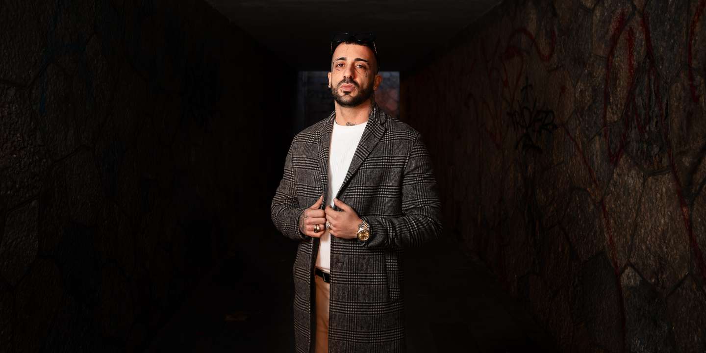 Tudo mudou na vida de André Filipe de Oliveira, que passou da “miséria” para uma vida bastante abastada, enquanto se tornava num dos músicos portugueses mais ouvidos