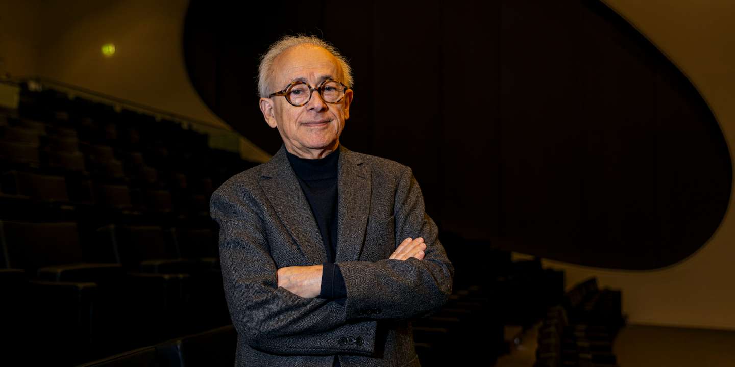 António Damásio: "Gosto de escrever, pensei mesmo, durante uns tempos da minha vida, que ia ser poeta ou escritor. Foi muito melhor que ficasse neurocientista"
