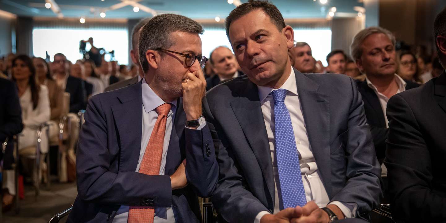 3.º Encontro Nacional de Autarcas Social Democratas (ASD): com o tema “Autarquias. Que futuro?”, a cargo do presidente do PSD, Luís Montenegro, e de Hélder Sousa Silva, presidente desta estrutura autónoma do PSD. Carlos Moedas, presidente da Câmara Municipal de Lisboa, com Luís Montenegro. 20 de Maio de 2023 Epic Sana Hotel, Lisboa TOMÁS SILVA/OBSERVADOR