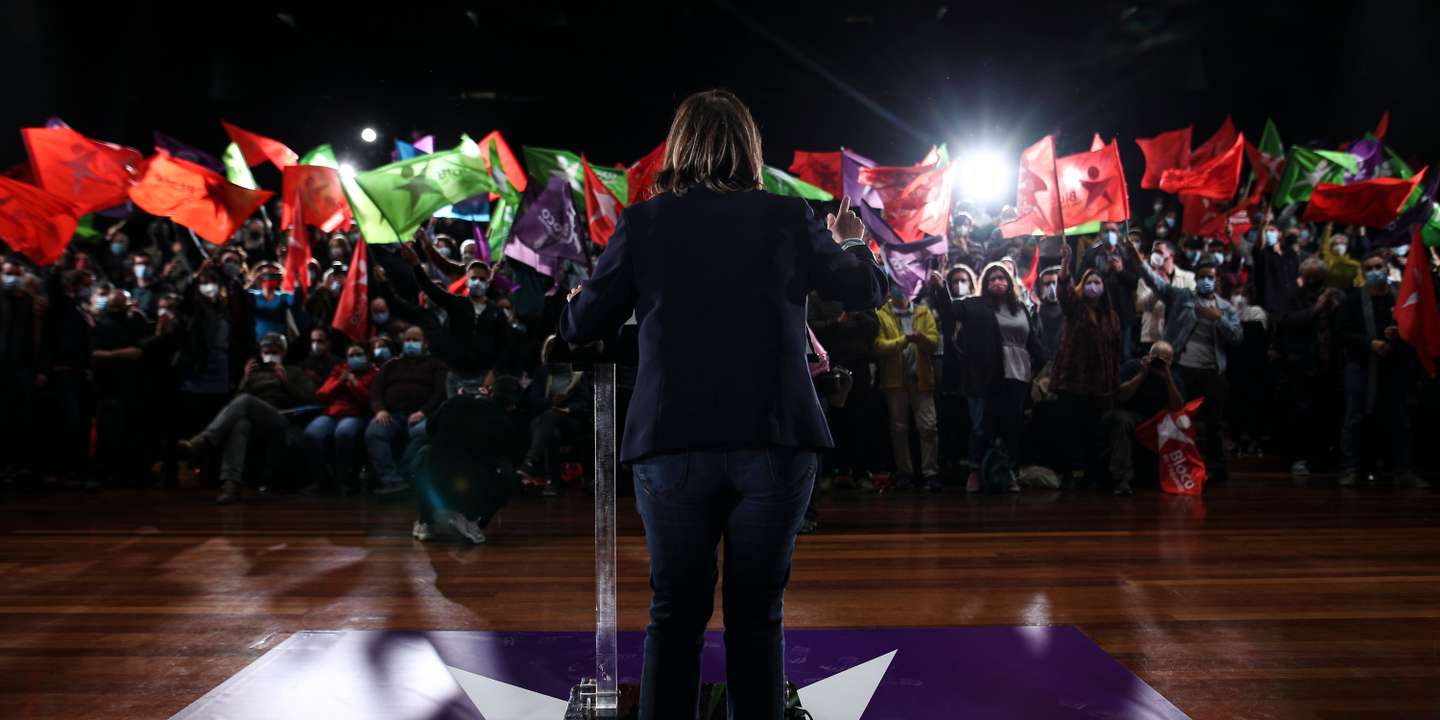 Campanhas para as eleições legislativas de 2022: Ação de campanha de Catarina Martins, candidato pelo Bloco de Esquerda a primeiro-ministro. Comício com Mariana Mortágua, Beatriz Gomes Dias, Bruno Maia, Leonor Rosas e Pedro Filipe Soares Lisboa, 27 de janeiro de 2022. FILIPE AMORIM/OBSERVADOR