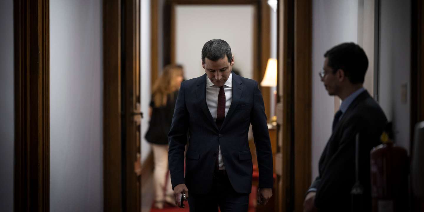 Ministro foi desmentido de forma velada pelo secretário de Estado Adjunto de Costa