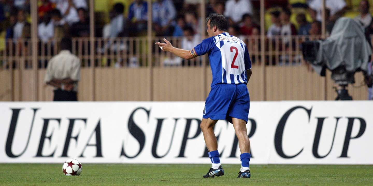 O antigo internacional português esteve ligado ao FC Porto de 1988 a 2005