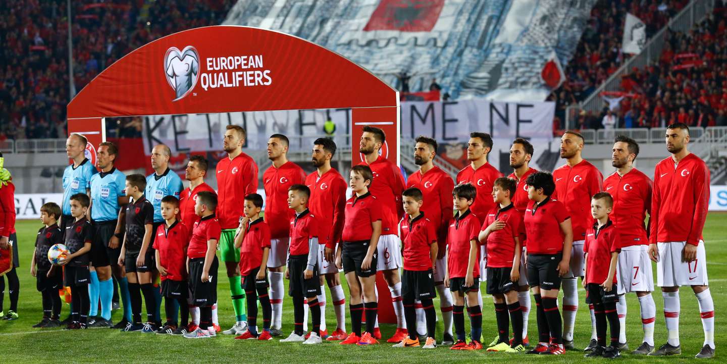 Turquia acabou qualificação apenas atrás da França, com 23 pontos em 30 possíveis, e bateu outras seleções como Islândia, Albânia, Andorra e Moldávia