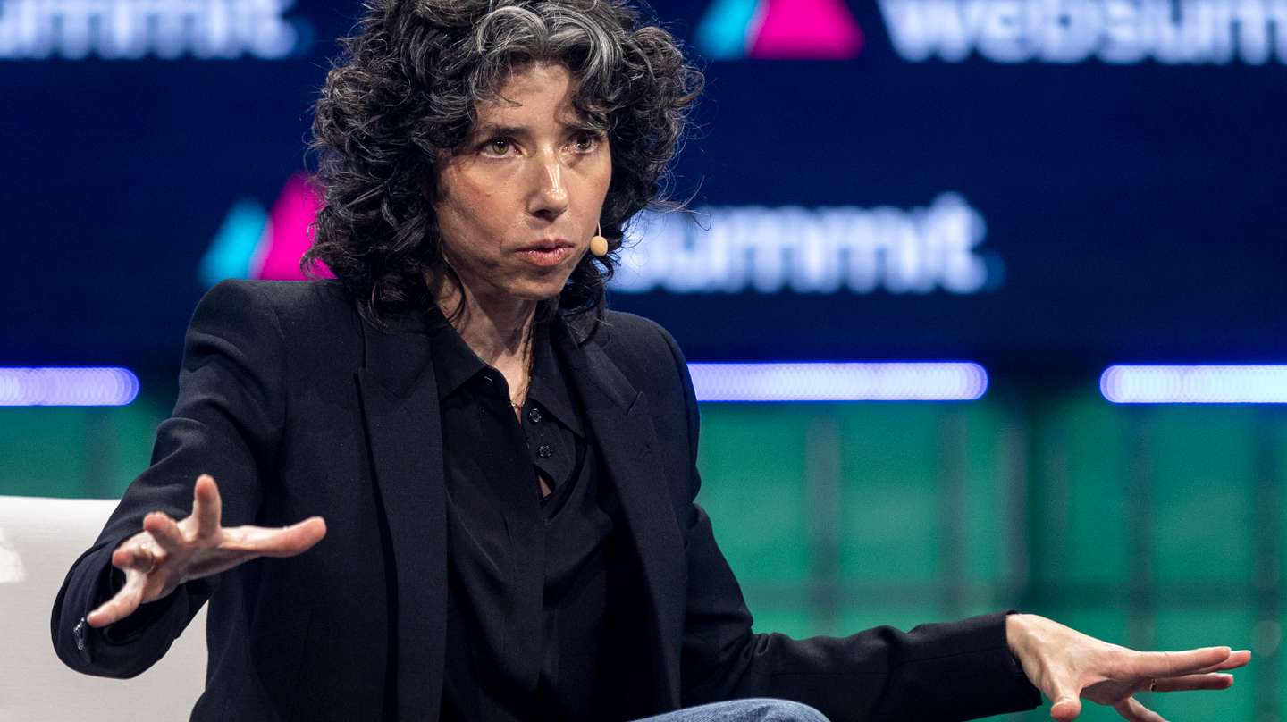 Meredith Whittaker, presidente da Signal, na Web Summit 2023