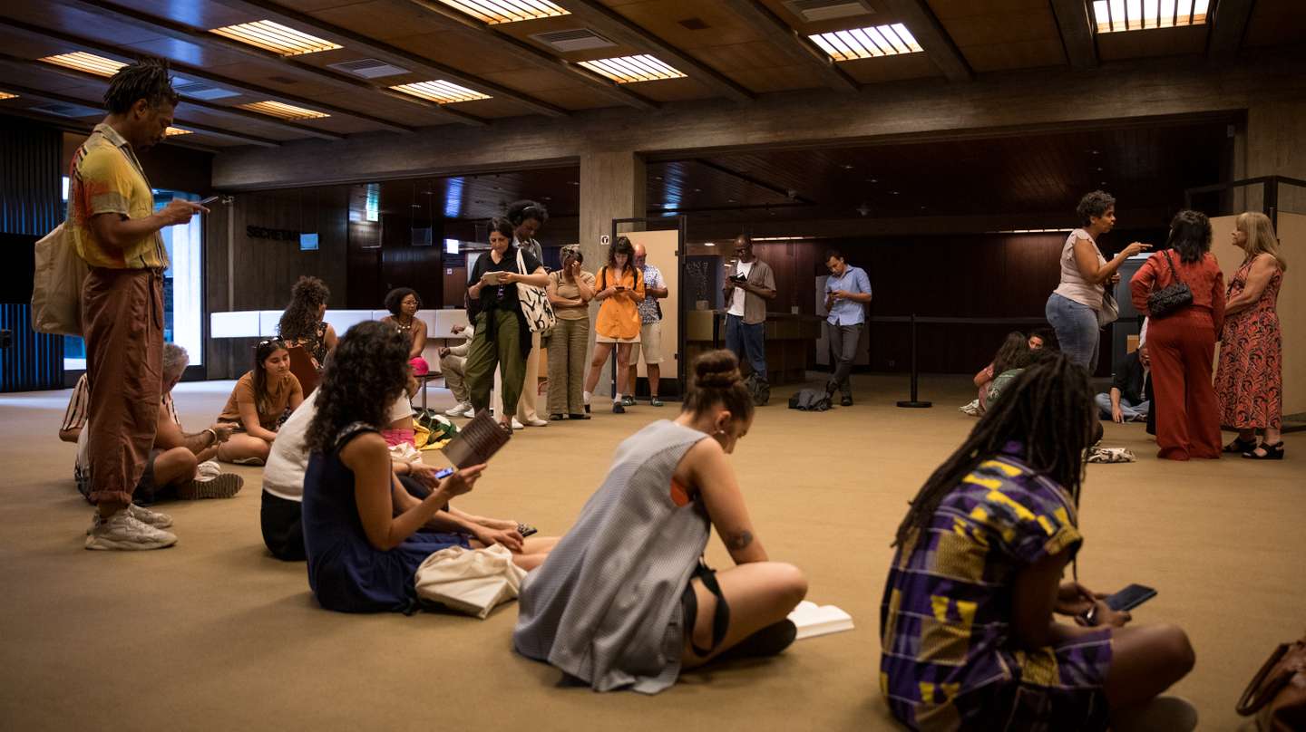 Entrevista a Djamila Ribeiro, filósofa política e ativista brasileira. A entrevista decorreu nas instalações da Fundação Calouste Gulbenkian, pouco antes de uma palestra aberta ao público que Djamila deu. 29 de Junho de 2023 Fundação Calouste Gulbenkian, LIsboa TOMÁS SILVA/OBSERVADOR