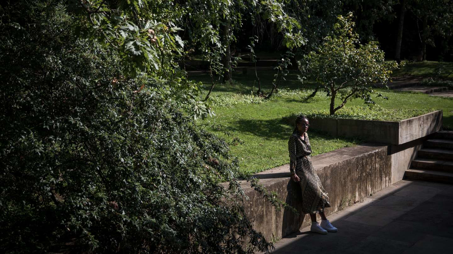 Entrevista a Djamila Ribeiro, filósofa política e ativista brasileira. A entrevista decorreu nas instalações da Fundação Calouste Gulbenkian, pouco antes de uma palestra aberta ao público que Djamila deu. 29 de Junho de 2023 Fundação Calouste Gulbenkian, LIsboa TOMÁS SILVA/OBSERVADOR