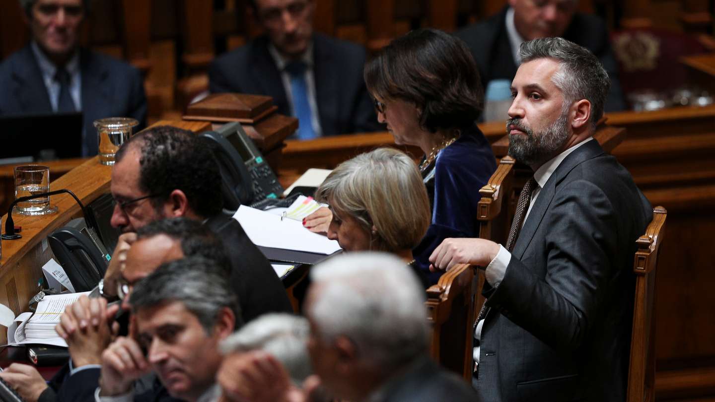 Início da discussão na generalidade da proposta de Lei n.º 4/XV/1.ª (GOV): Aprova o Orçamento do Estado para 2022, na Assembleia da República. Ministro das Infraestruturas e da Habitação Pedro Nuno Santos Lisboa, 28 de Abril de 2022. FILIPE AMORIM/OBSERVADOR