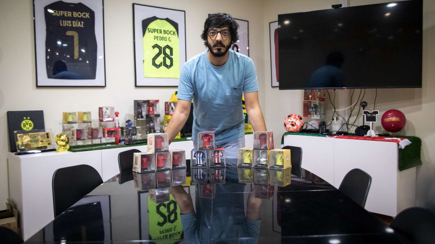 Entrevista aos criadores de uma startup chamada Be Splink, que através de tecnologia de realidade aumentada, fabricam peças únicas de coleção de jogadores de futebol. 7 de Julho de 2022, Lisboa TOMÁS SILVA/OBSERVADOR