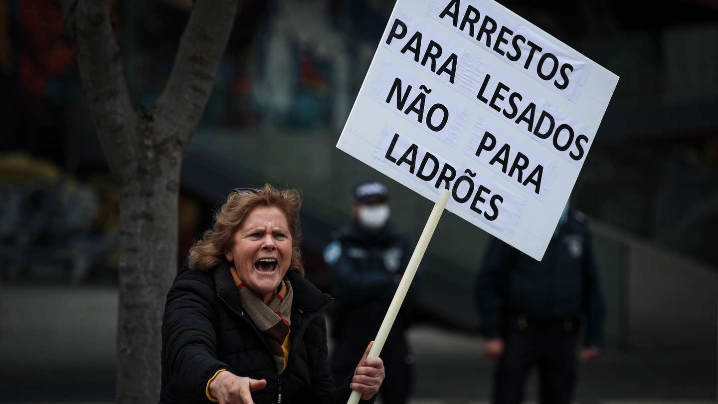 Leitura do acórdão do processo de Ricardo Salgado no âmbito da Operação Marquês, no Campus de Justiça. No exterior decorreu um protesto dos lesados do BES/Novo Banco. Lisboa, 07 de Março de 2022 FILIPE AMORIM/OBSERVADOR
