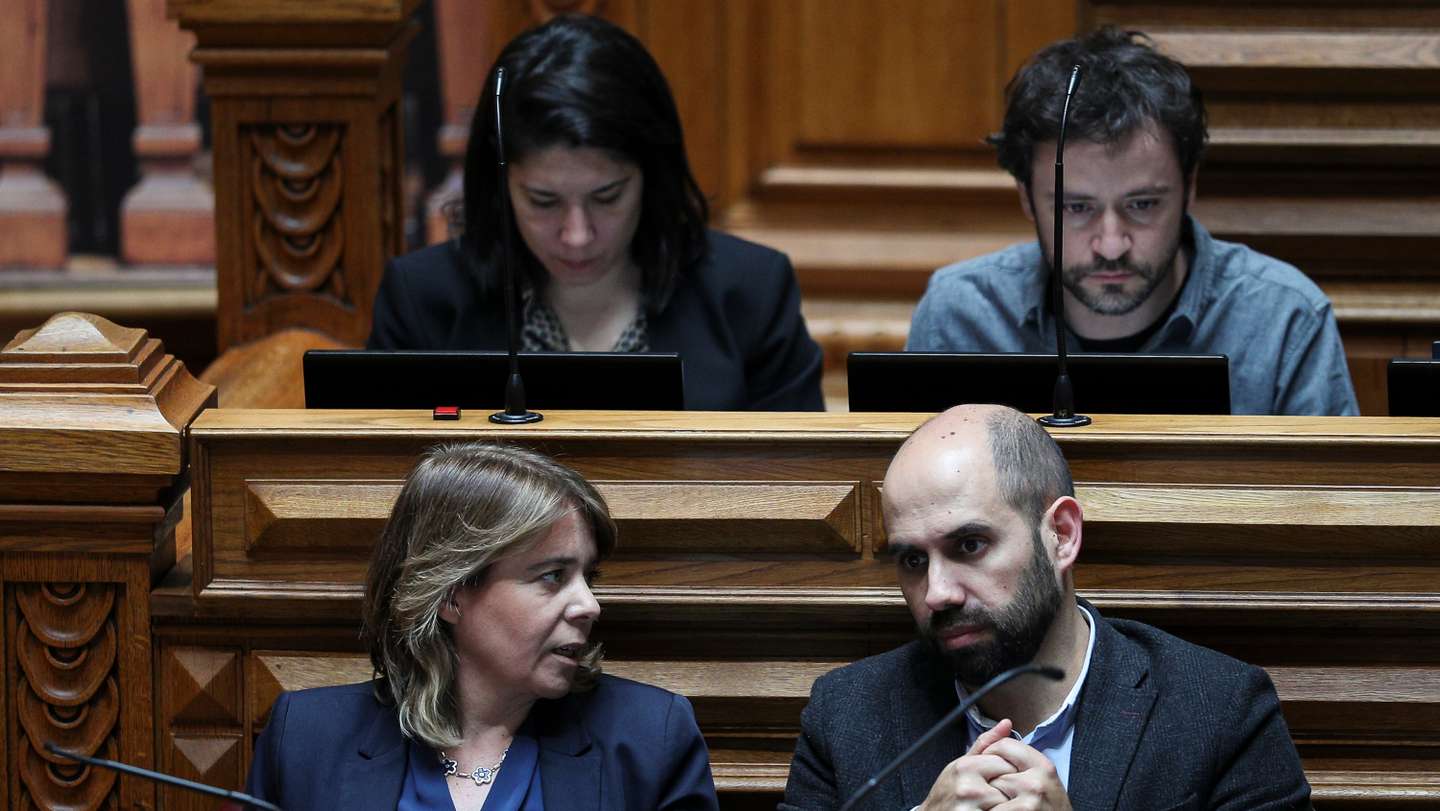 Início da discussão na generalidade da proposta de Lei n.º 4/XV/1.ª (GOV): Aprova o Orçamento do Estado para 2022, na Assembleia da República. A coordenadora do Bloco de Esquerda (BE), Catarina Martins e O lider parlamentar do Bloco de Esquerda (BE),Pedro Filipe Soares Lisboa, 28 de Abril de 2022. FILIPE AMORIM/OBSERVADOR
