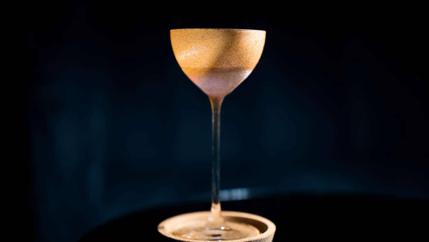 Reportagem no Bar “Red Frog”, que foi eleito um dos 50 melhores bares do mundo. Este bar é conhecido pelos seus cocktails. American Gangster Lisboa, 15 de Setembro de 2022. FILIPE AMORIM/OBSERVADOR