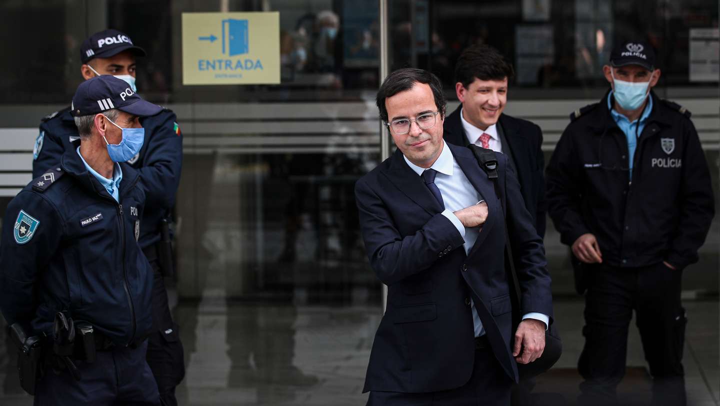 Leitura do acórdão do processo de Ricardo Salgado no âmbito da Operação Marquês, no Campus de Justiça. No exterior decorreu um protesto dos lesados do BES/Novo Banco. Francisco Proença de Carvalho, advogado do antigo banqueiro Ricardo Salgado Lisboa, 07 de Março de 2022 FILIPE AMORIM/OBSERVADOR