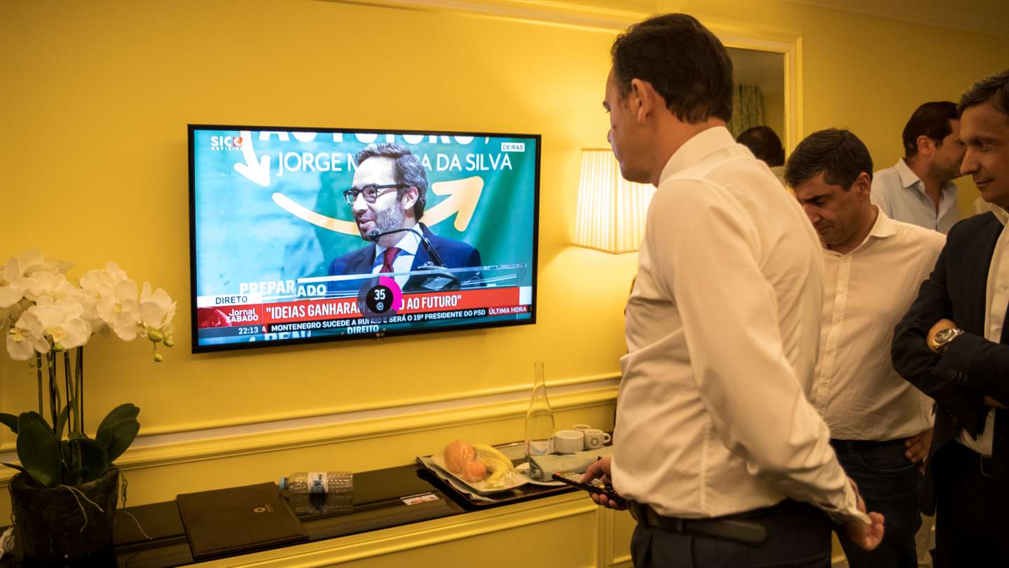 DIRETAS PSD: Luís Montenegro, vence as eleições internas do partido para Jorge Moreira da Silva, e é eleito lider do PSD (Partido Social Democrata). Hotel Sol Verde, Espinho 28 de Maio de 2022 TOMÁS SILVA/OBSERVADOR