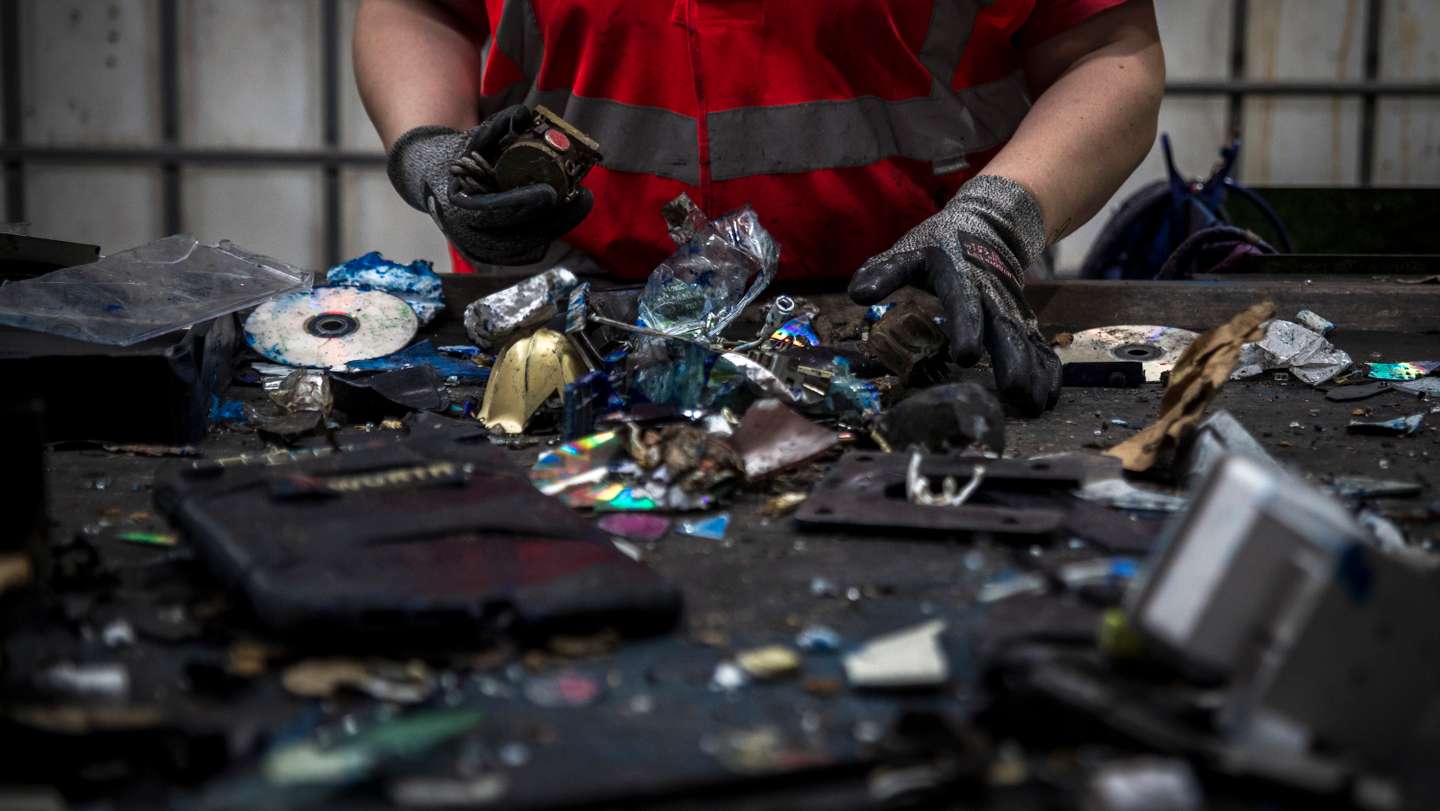O Observador visitou a Veolia, empresa de gestão de resíduos eletronicos, em Loures. Lisboa, 11 de Novembro de 2022 TOMÁS SILVA/OBSERVADOR