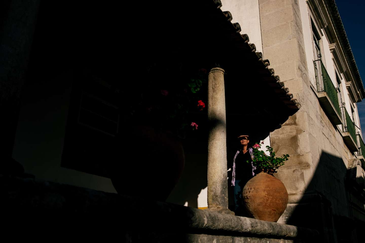 O Observador entrevistou a escritora, Cláudia Andrade, no Festival Internacional Literário de Óbidos, o FOLIO. Óbidos, 23 de Outubro de 2021 ANDRÉ DIAS NOBRE / OBSERVADOR