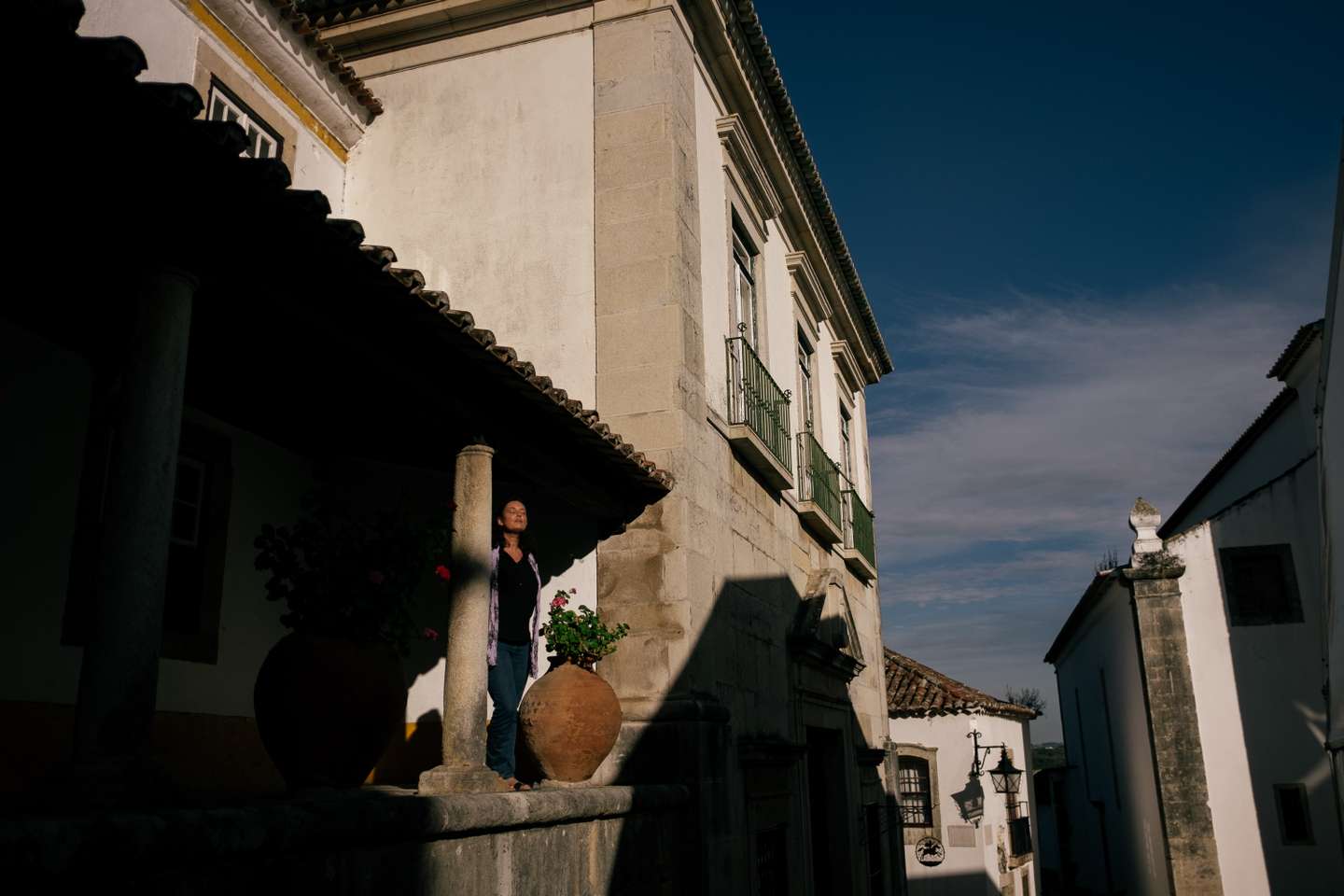O Observador entrevistou a escritora, Cláudia Andrade, no Festival Internacional Literário de Óbidos, o FOLIO. Óbidos, 23 de Outubro de 2021 ANDRÉ DIAS NOBRE / OBSERVADOR