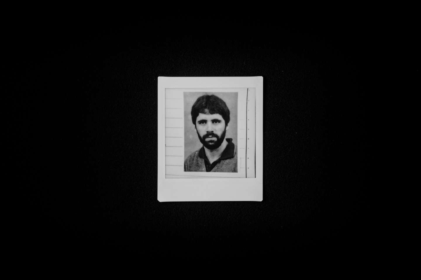 REPORTAGEM FP25: Fotografias dos processos do caso FP25, detidas pela polícia judíciaria. 21 de Dezembro de 2021 JOÃO PORFÍRIO/OBSERVADOR
