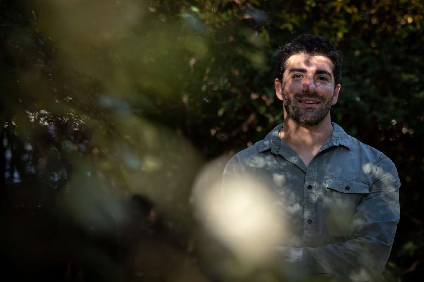 Entrevista ao tradutor do livro "Séneca - Tragédias", Ricardo Duarte no Jardim da Fundação Calouste Gulbenkian, em Lisboa. 15 de Novembro de 2021 TOMÁS SILVA/OBSERVADOR