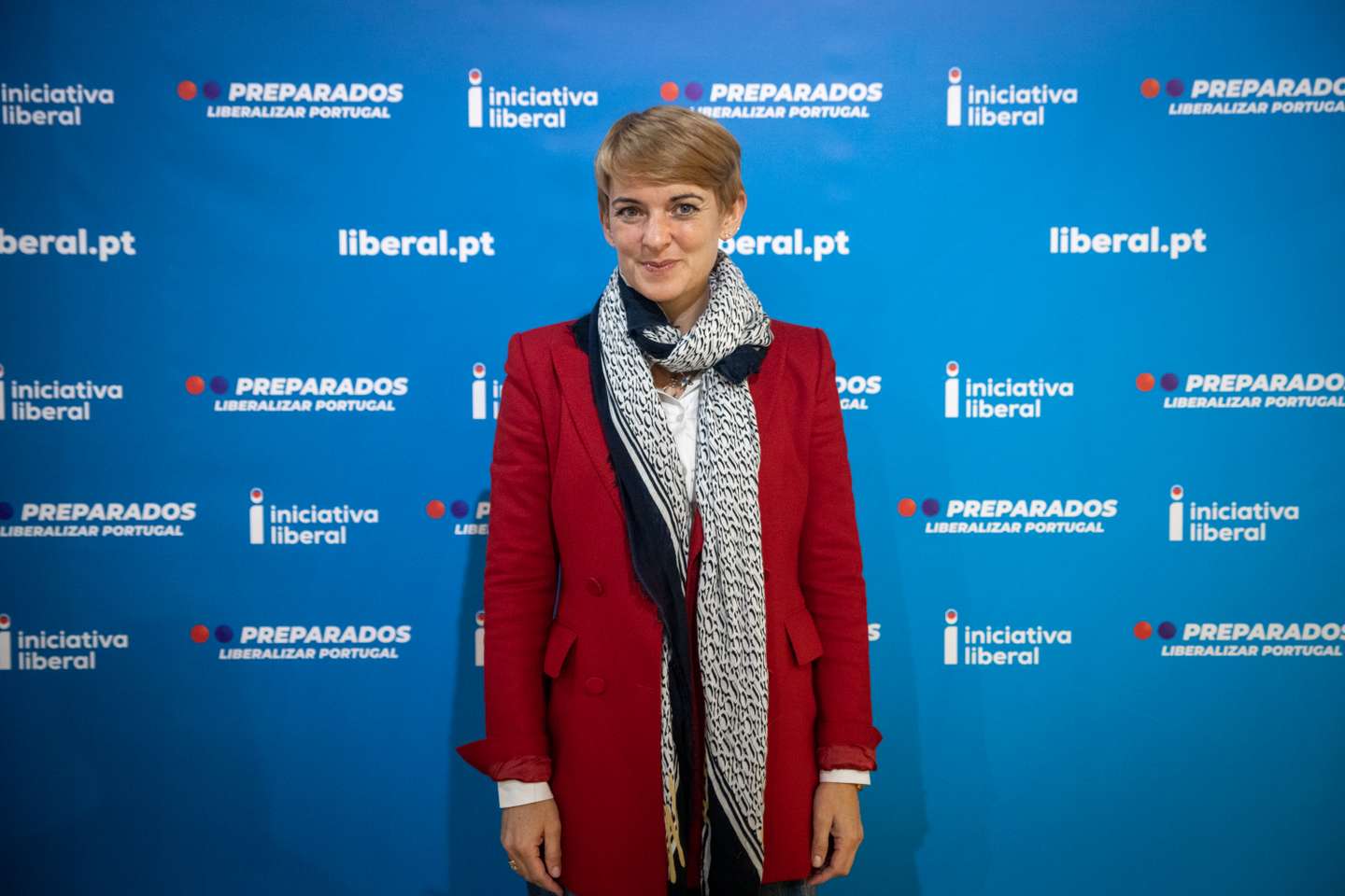 VI Convenção da Iniciativa Liberal - IL. O partido reúne em convenção no Centro de Congressos de Lisboa. Militantes do partido respondem à pergunta "Iniciativa Liberal, partido que se enquadra à esquerda ou à direita?" - Ana Pedrosa Augusto, 41 anos. Lisboa, 11 de dezembro de 2021. TOMÁS SILVA/OBSERVADOR
