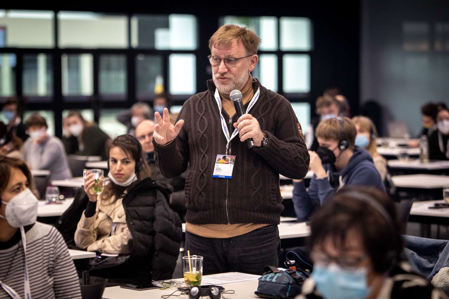 Conferência sobre o Futuro da Europa (COFOE) em Maastricht: O painel de cidadãos da Conferência Sobre o Futuro da Europa que se realizou entre os dias 11 e 13 de Fevereiro, juntou centenas de cidadãos europeus de idades entre os 16 e os 70 anos num centro de conferências em Maastricht. Com o objetivo de, interculturalmente, apresentarem propostas novas ao parlamento Europeu. As ideias foram discutidas e votadas no último dia. 11, 12 e 13 de Fevereiro de 2022 Países Baixos, Maastricht TOMÁS SILVA/OBSERVADOR