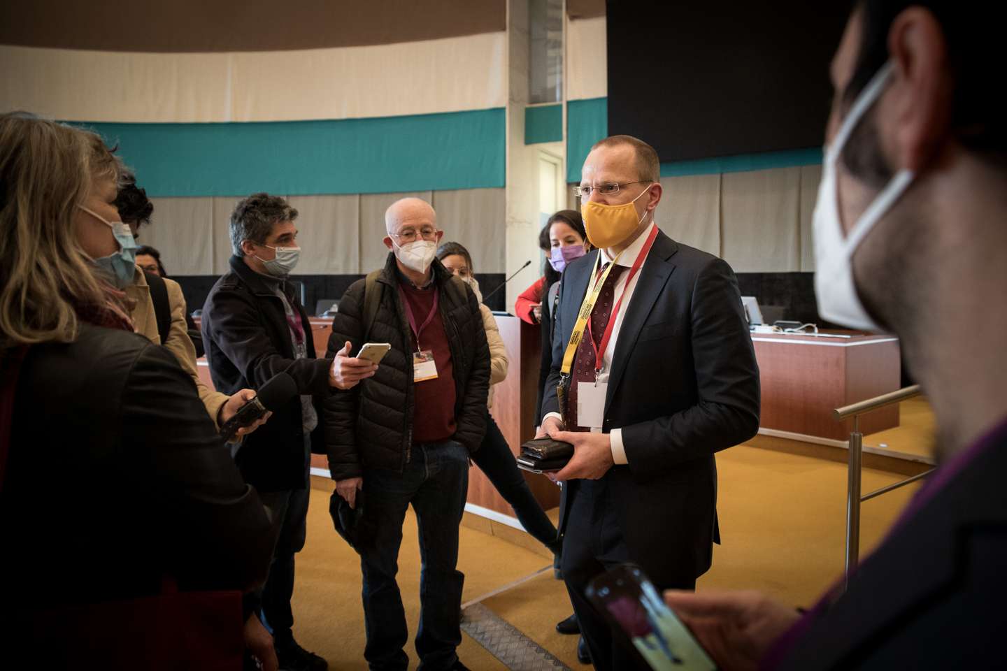 Conferência sobre o Futuro da Europa (COFOE) em Maastricht: Entrevista a Bart Stol, historiador e coordenador do projeto de Património do Studio Europa - Maastricht, no edifício do governo onde foi acinado o tratado de Maastricht. 11, 12 e 13 de Fevereiro de 2022 Países Baixos, Maastricht TOMÁS SILVA/OBSERVADOR