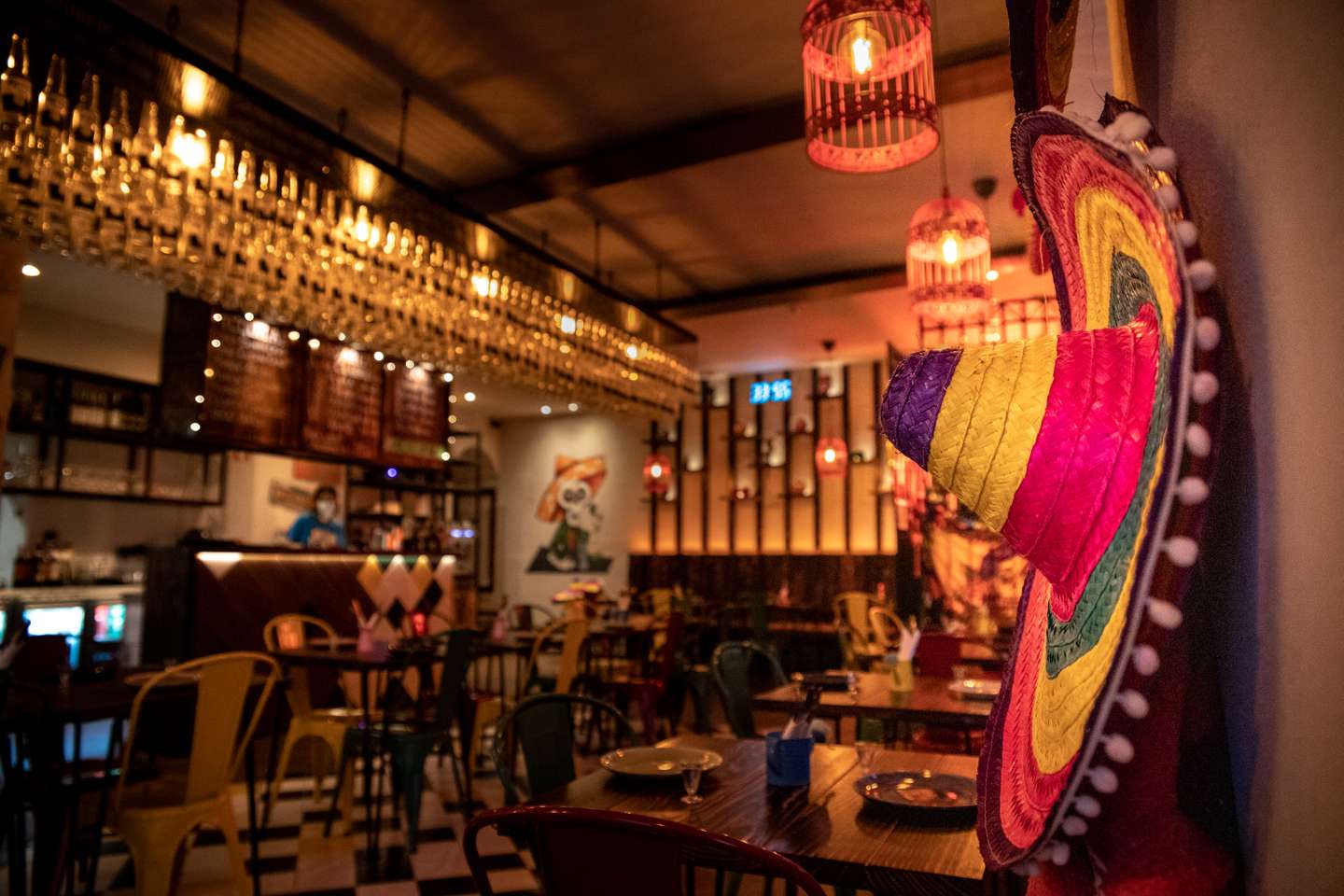 Novo restaurante Mexicano - GUAKA - que abre na Rua de São Marçal em Lisboa, perto da Praça das Flores. De pratos típicos Mexicanos a margaritas e shots de tequila, GUAKA o novo restaurante Mexicano, que abre agora no centro da capital, promete boa comida acompanhada de um ambiente muito festivo. 17 de Fevereiro de 2022, Lisboa TOMÁS SILVA/OBSERVADOR