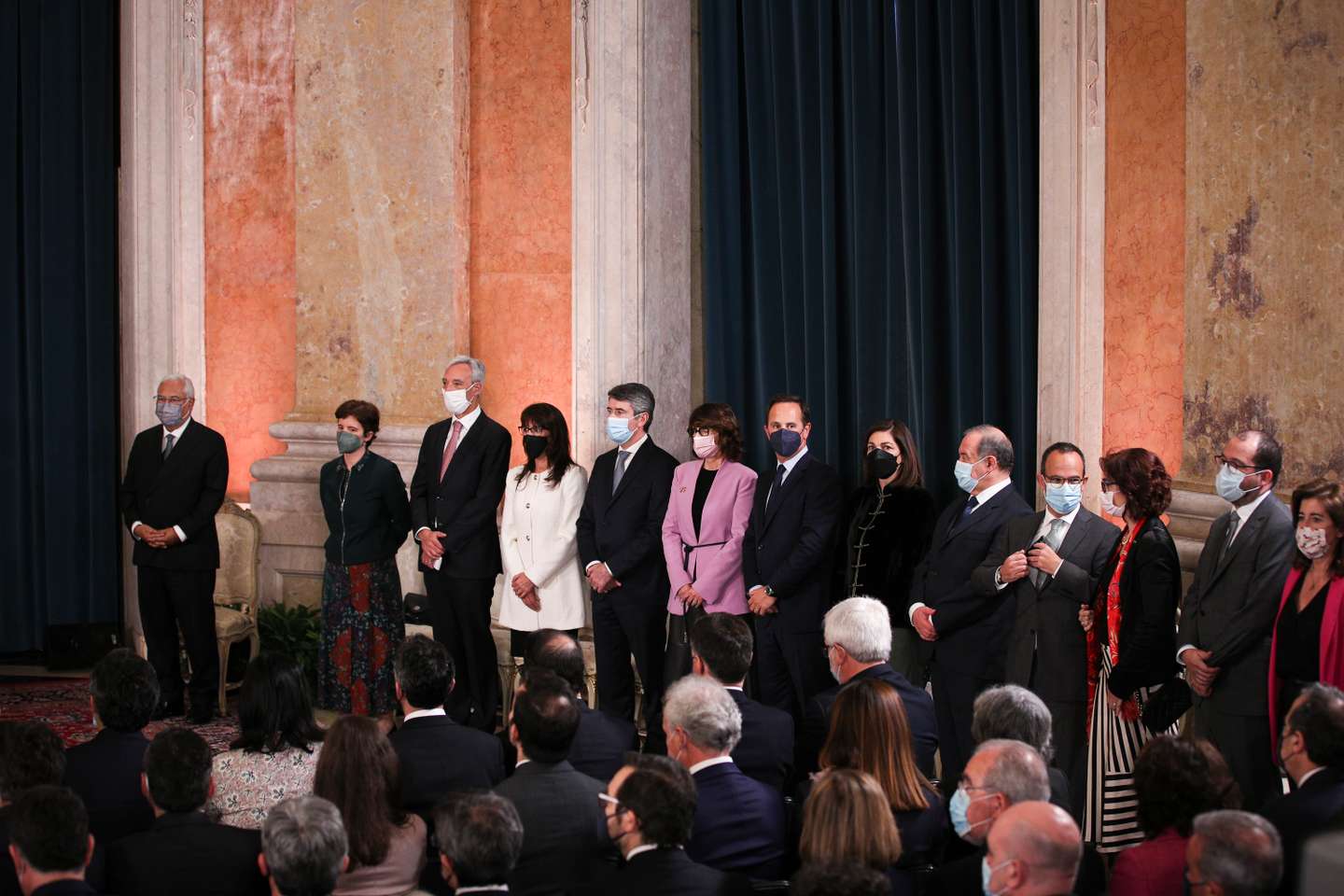 Cerimónia de tomada de posse do XXIII Governo Constitucional, no Palácio da Ajuda. O Presidente da República, Marcelo Rebelo de Sousa, deu posse ao Governo liderado pelo Primeiro-Ministro, António Costa. O Governo é composto por 17 ministros e 38 Secretários de Estado. Lisboa, 30 de Março de 2022. FILIPE AMORIM/OBSERVADOR