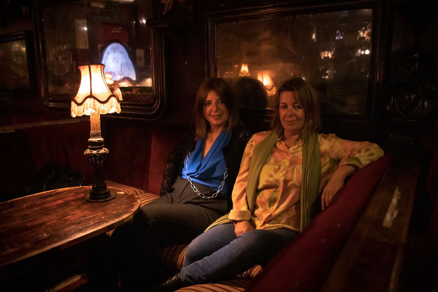 Entrevista a Alice Pinto Coelho e às suas duas filhas, donas do Bar Procópio que faz 50 anos. Juntas relembram todas os momentos e personagens que por ali passaram. 22 de Abril de 2022 Bar Procópio, Lisboa TOMÁS SILVA/OBSERVADOR