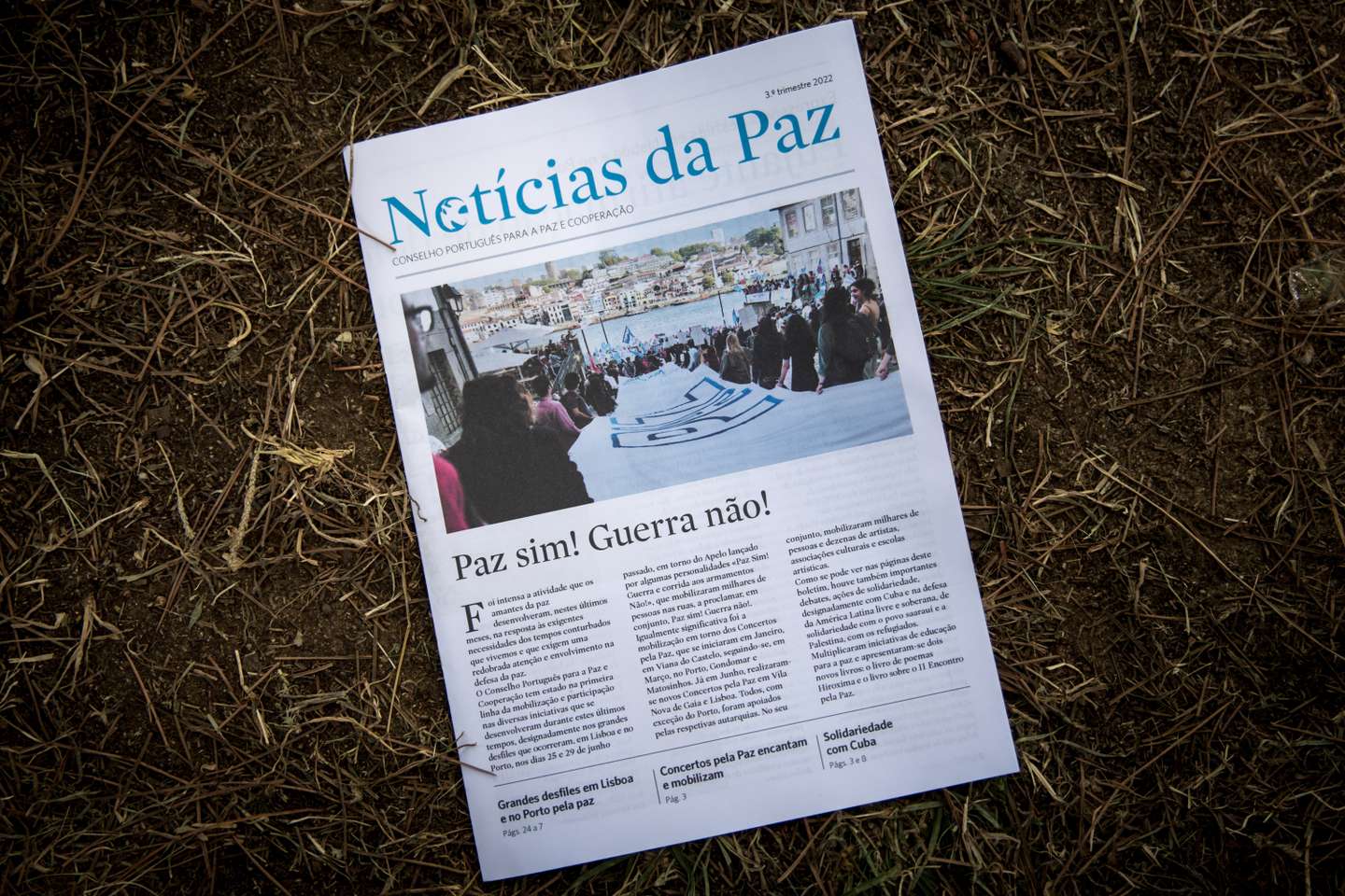 FESTIVAL DO AVANTE 2022: o segundo dia de festival do Avante, contou com vários debates, tanto da joventude comunista, como de militantes e apoiantes do PCP, que se deslocaram mais um ano até à Quinta da Atalaia, no Seixal. A guerra na Ucrânia é um assunto incontornavel nestes debates, expecialmente por haver opiniões diferentes face à resposta do partido a toda esta situação. Já para o final do dia, Jerónimo de Sousa, líder do PCP (Partido Comunista Português), responde a algumas perguntas à comunicação-social. 3 de Setembro de 2022 Quinta da Atalaia, Seixal TOMÁS SILVA/OBSERVADOR