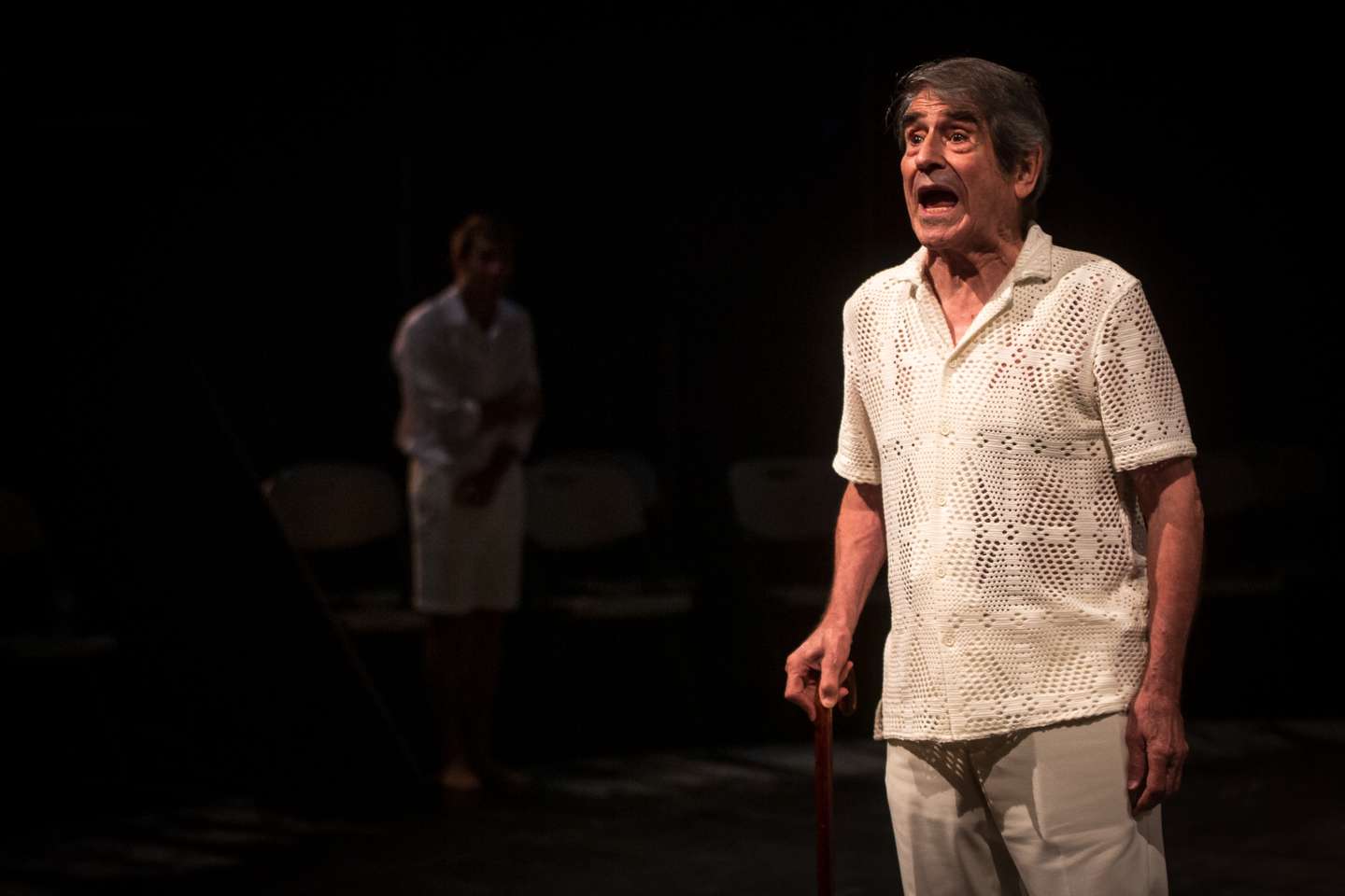 Entrevista a João Mota, ator, encenador, professor e teatrólogo português. Foi diretor do Teatro Nacional D. Maria II, fundador e director da companhia A Comuna - Teatro de Pesquisa e presidente da Escola Superior de Teatro e Cinema. Hoje com 79 anos volta a subir ao palco, no Teatro Comuna, para encenar na peça "A Casa da Bernarda Alba", que estreará no próximo dia 22 de Setembro de 2022. 19 de Setembro de 2022 Companhia A Comuna - Teatro de Pesquisa, Lisboa TOMÁS SILVA/OBSERVADOR