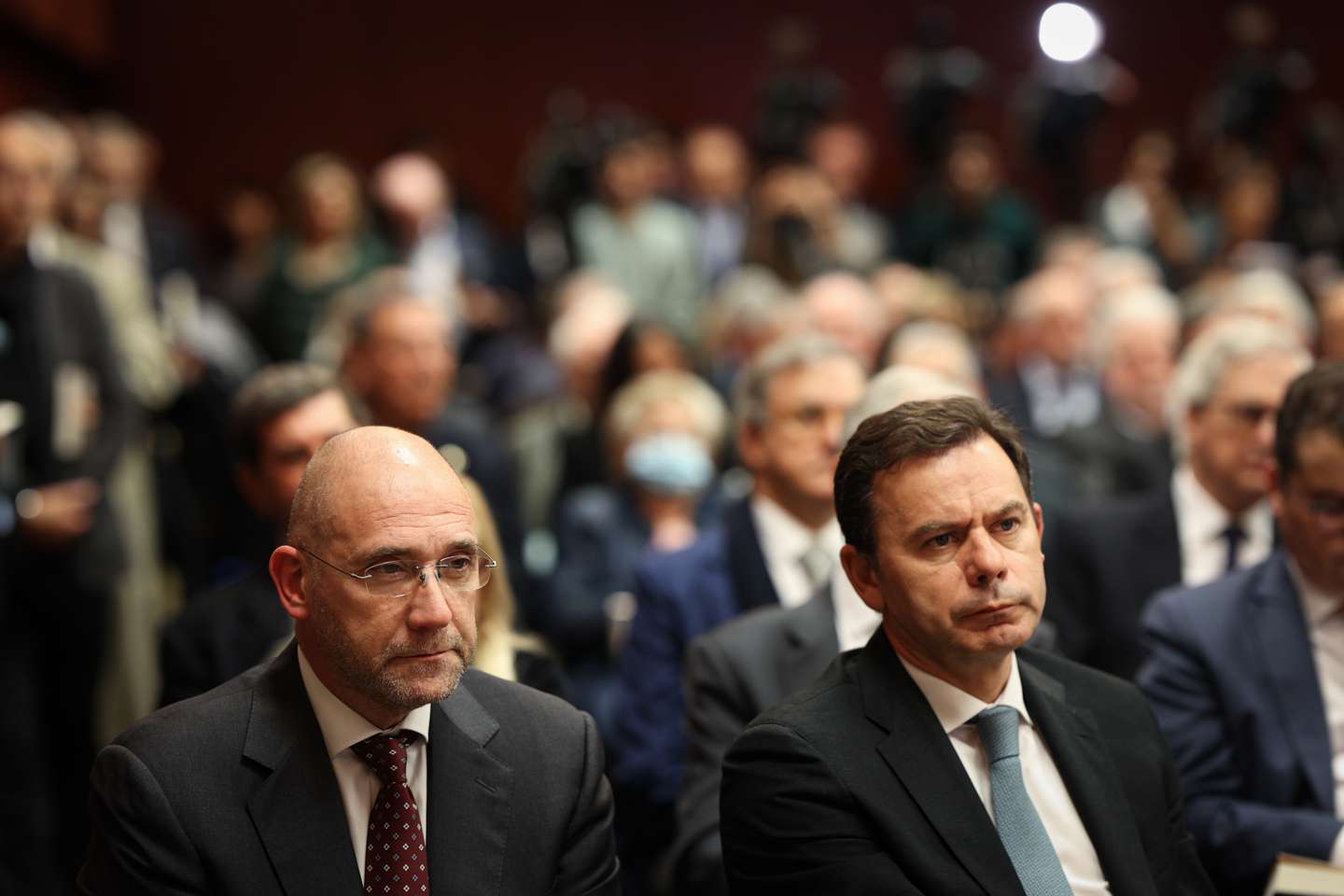 Lançamento do livro “O Governador”, do jornalista Luis Rosa, sobre Carlos Costa ex-líder do Banco de Portugal, na Fundação Calouste Gulbenkian. Contou com a presença de várias figuras, entre elas estavam Luis Marques Mendes, Ramalho Eanes, Cavaco Silva, Pedro Passos Coelho e Luis Montenegro. Lisboa, 15 de Novembro de 2022. FILIPE AMORIM/OBSERVADOR