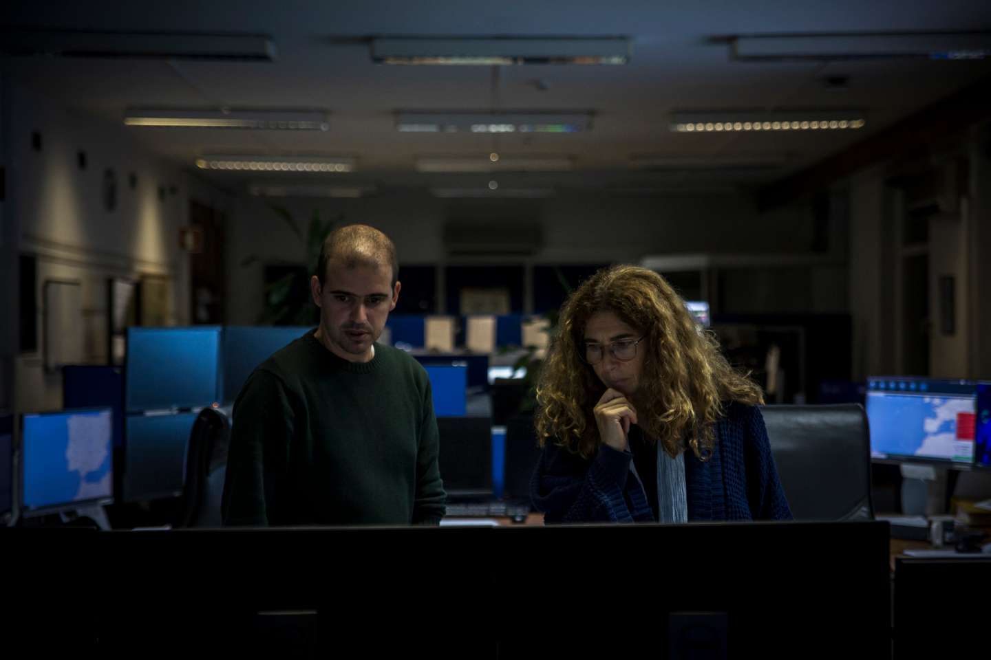 Reportagem no Instituto Português do Mar e da Atmosfera (IPMA): o Observador acompanhou uma noite de aviso laranja, a partir da sede do IPMA, em Lisboa. 12 de Dezembro de 2022 IPMA, Lisboa TOMÁS SILVA/OBSERVADOR