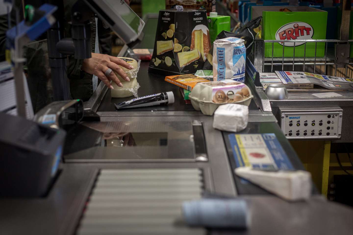 O Observador acompanhou uma equipa da ASAE, numa operação de fiscalização no Lidl de Alvalade, em Lisboa. 9 de Março de 2023 Alvalade, Lisboa TOMÁS SILVA/OBSERVADOR