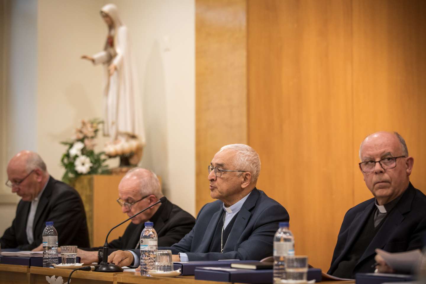Abertura da Assembleia Plenária da CEP, que decorre de 17 a 20 de Abril em Fátima: Bispo D. José Ornelas, atual presidente da Conferência Episcopal Portuguesa (CEP), chega agora ao fim do primeiro mandato de três anos. Apesar de poder ser reeleito, tem surgido notícias que dão conta a sua alegada indisponibilidade para continuar no cargo. Durante os quatro dias de reunião plenária do episcopado, também serão eleitos os restantes membros do Conselho Permanente, e os presidentes das comissões Episcopais. 17 de Abril de 2023, Fátima TOMÁS SILVA/OBSERVADOR