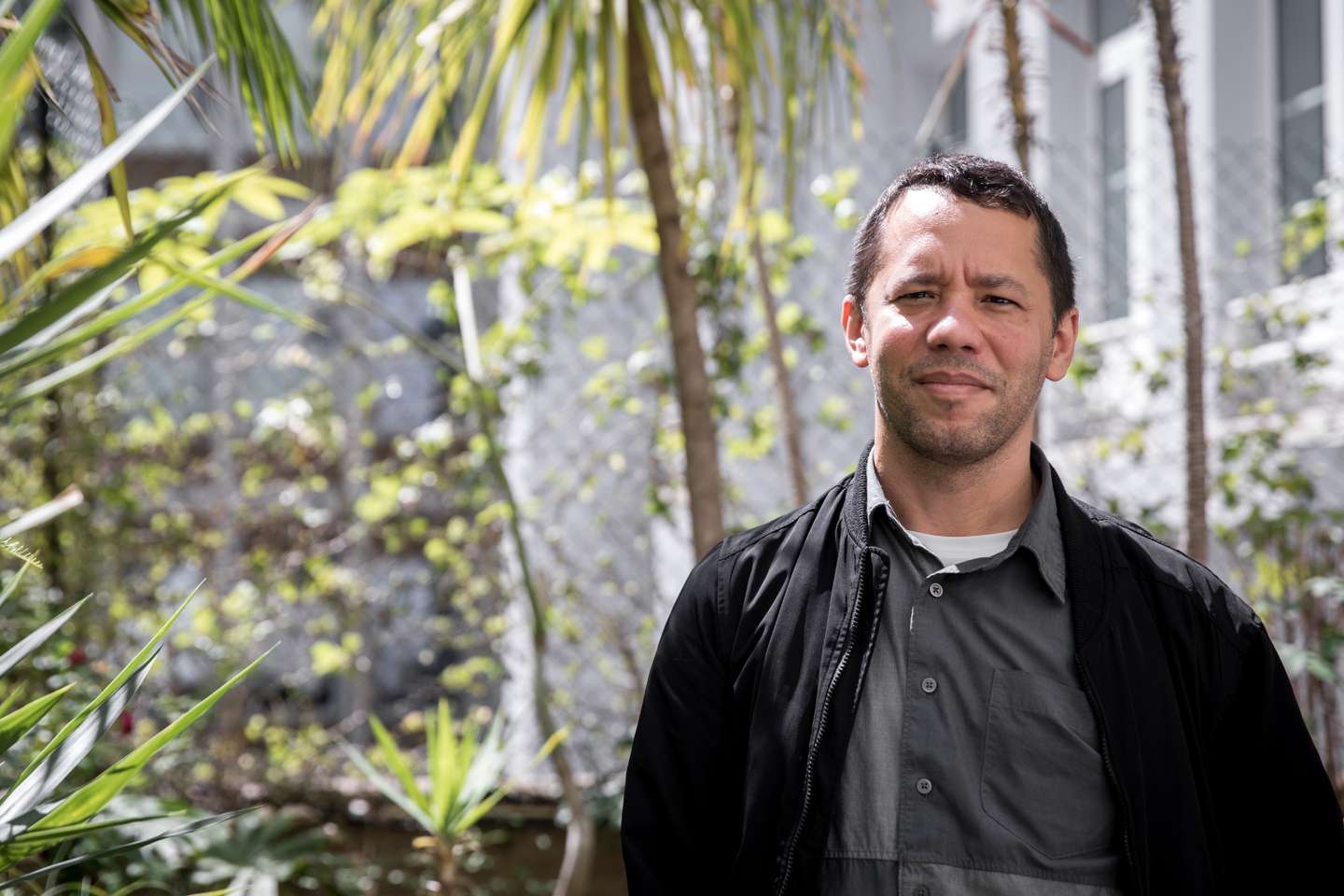 Entrevista ao escritor brasileiro, Itamar Vieira Júnior, a propósito do seu último livro "Salvar o Fogo". 1 Junho de 2023 Hotel Flórida, LIsboa TOMÁS SILVA/OBSERVADOR