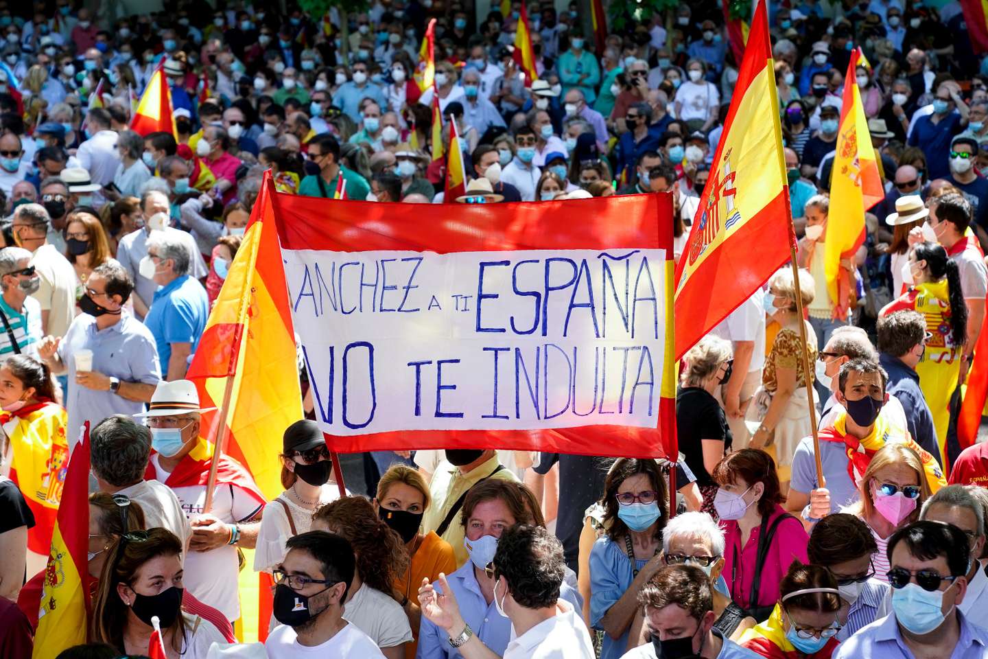 Pp, Vox And Ciudadanos, Participate In A Concentration In Colon (madrid) Against The Pardons To The Prisoners Of The 'proces'.