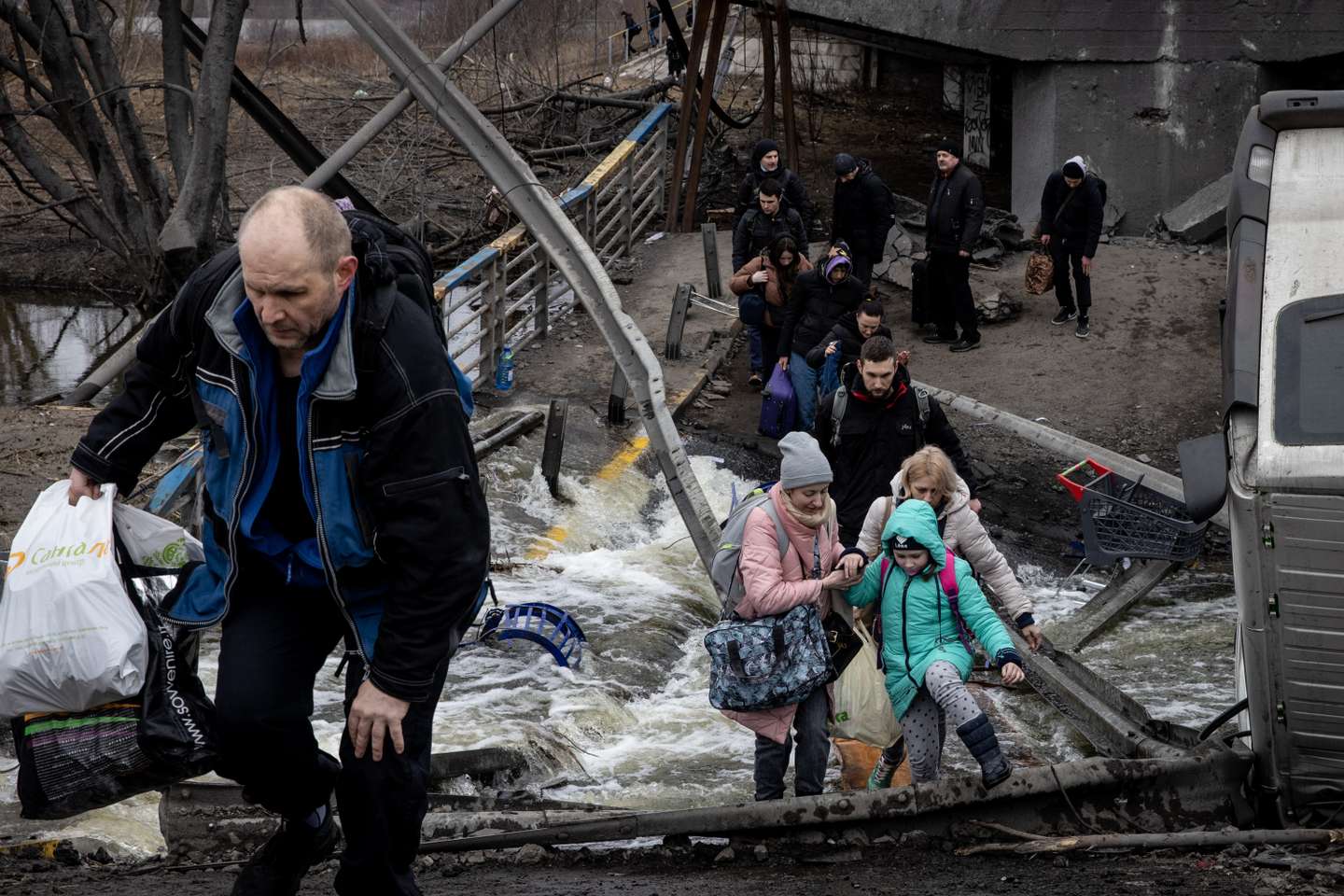 Civilian Evacuations Continue In Irpin The Day After Deadly Shelling