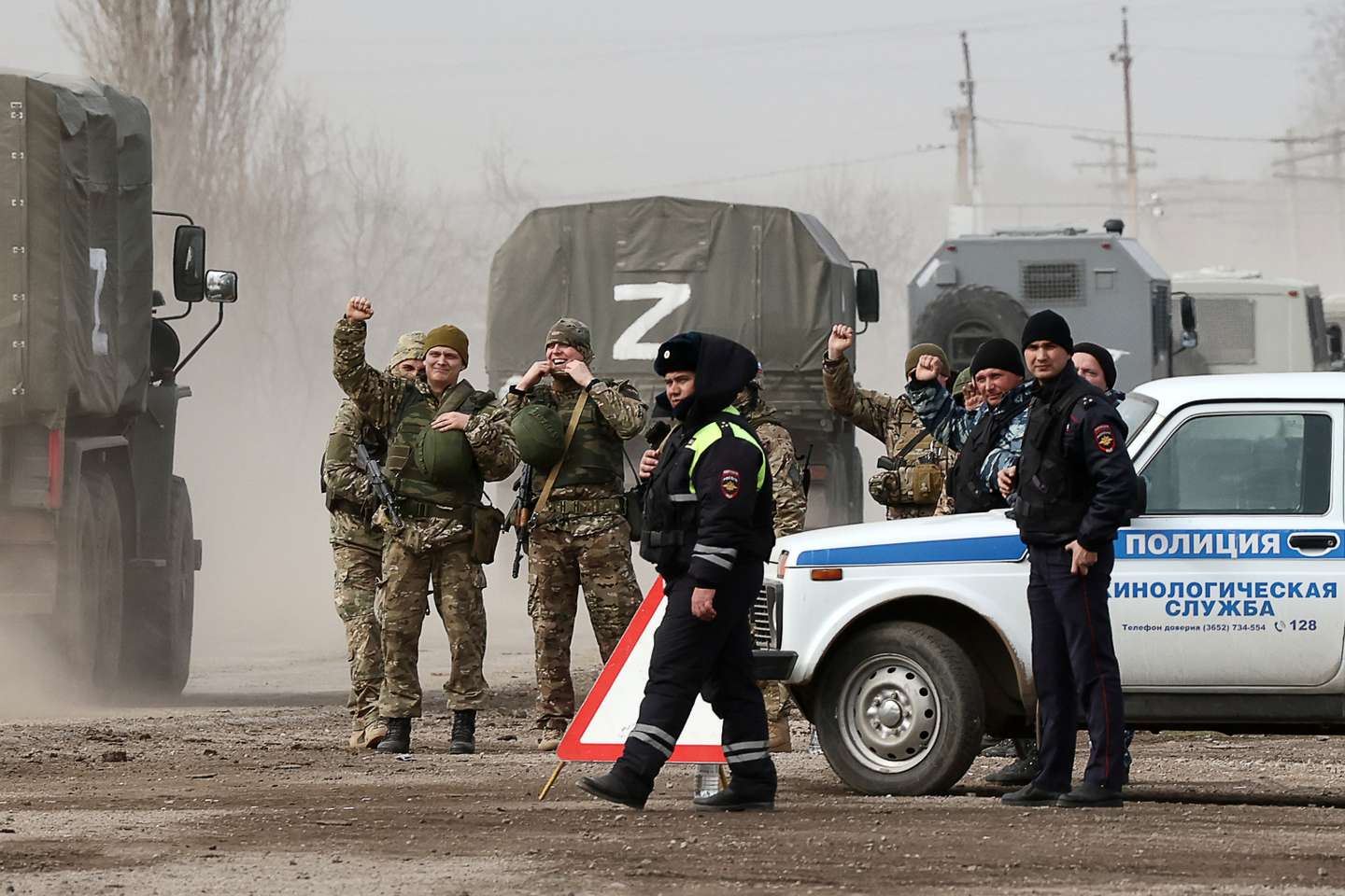 Military hardware moved across Crimea, Russia