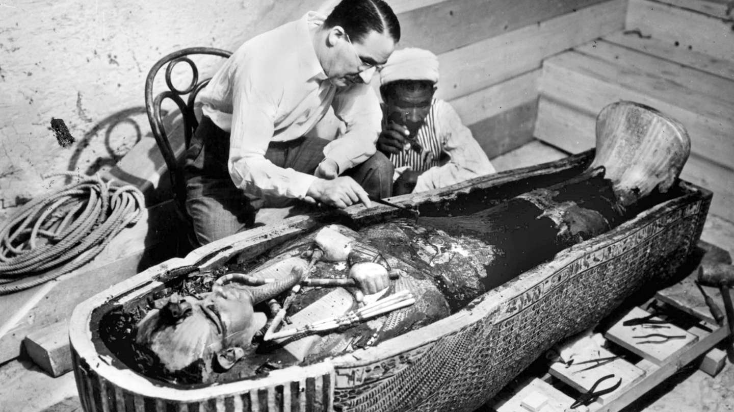 Há 99 anos, a 16 de fevereiro de 1923, foi aberto o túmulo do faraó egípcio Tutankhamon, numa escavação liderada pelo arqueólogo britânico Howard Carter