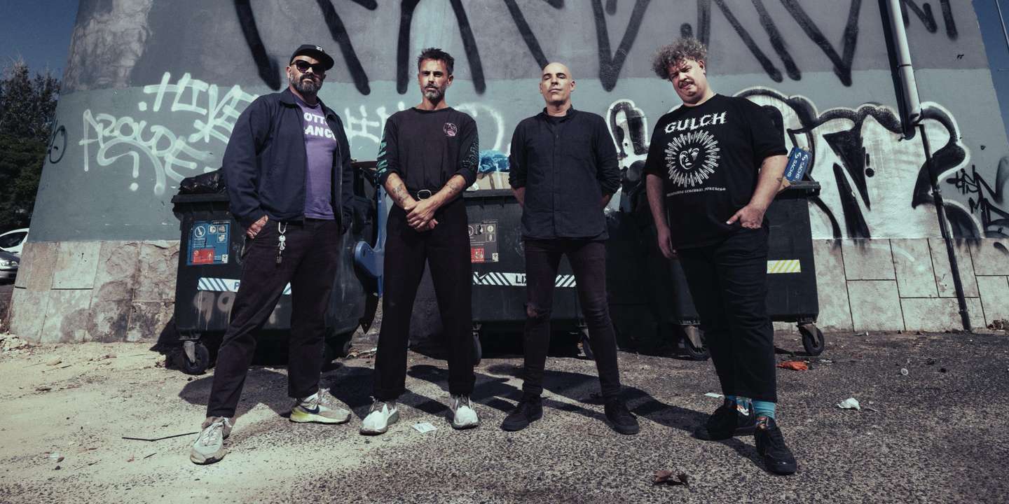 Quim Albergaria, André Henriques, Pedro "Gaza" Cobrado e Ricardo Martins: os quatro músicos que criaram as Mães Solteiras