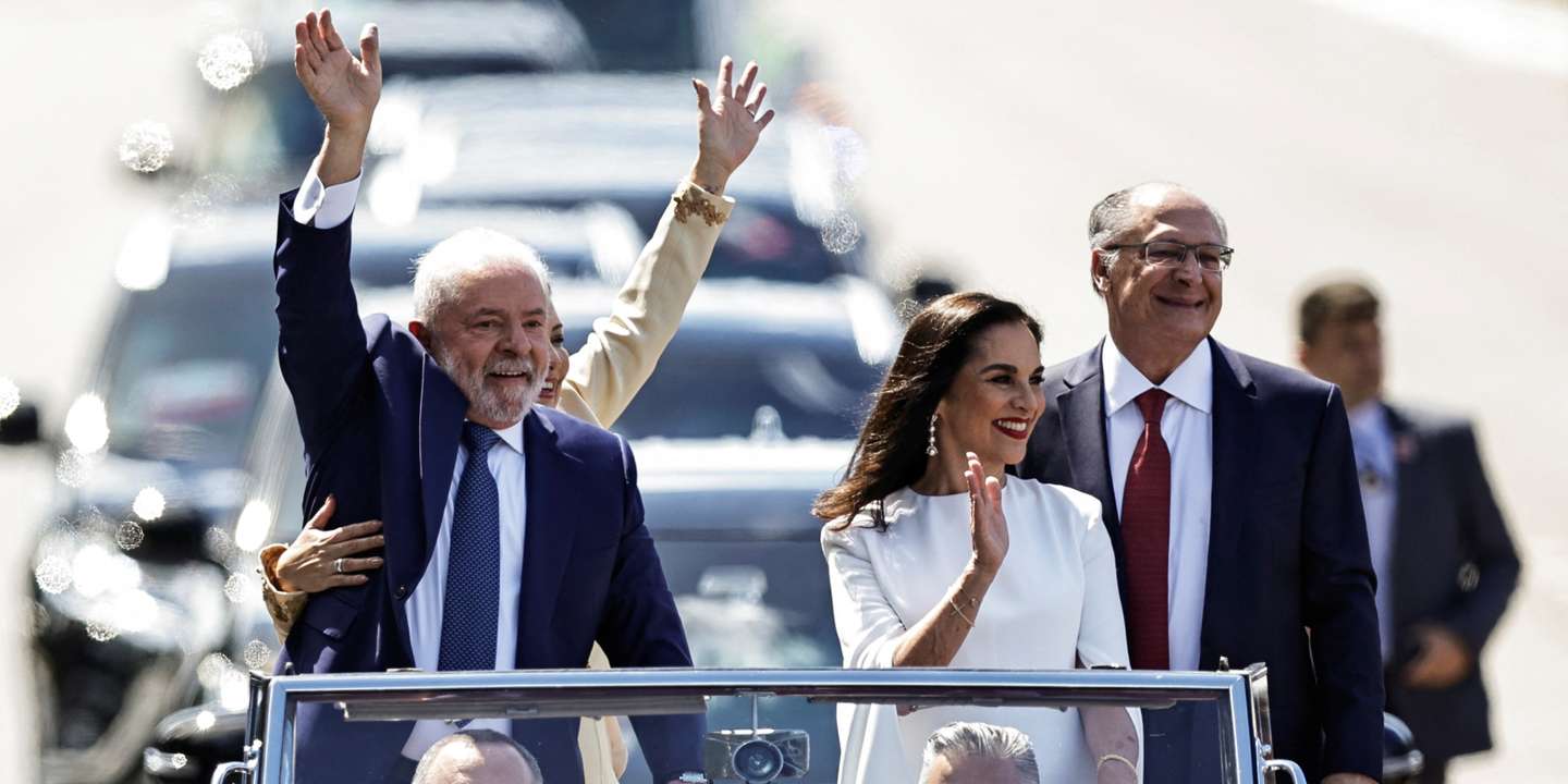 Lula da Silva tomou posse como Presidente este domingo em Brasília