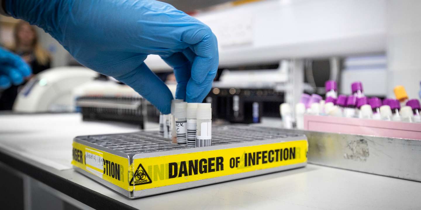 Coronavirus Testing Laboratory In Glasgow