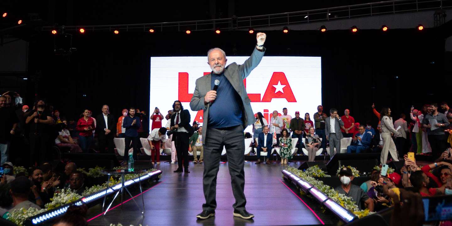 Lula Continues Campaign Agenda Despite Escalate in Pre-Election Political Violence